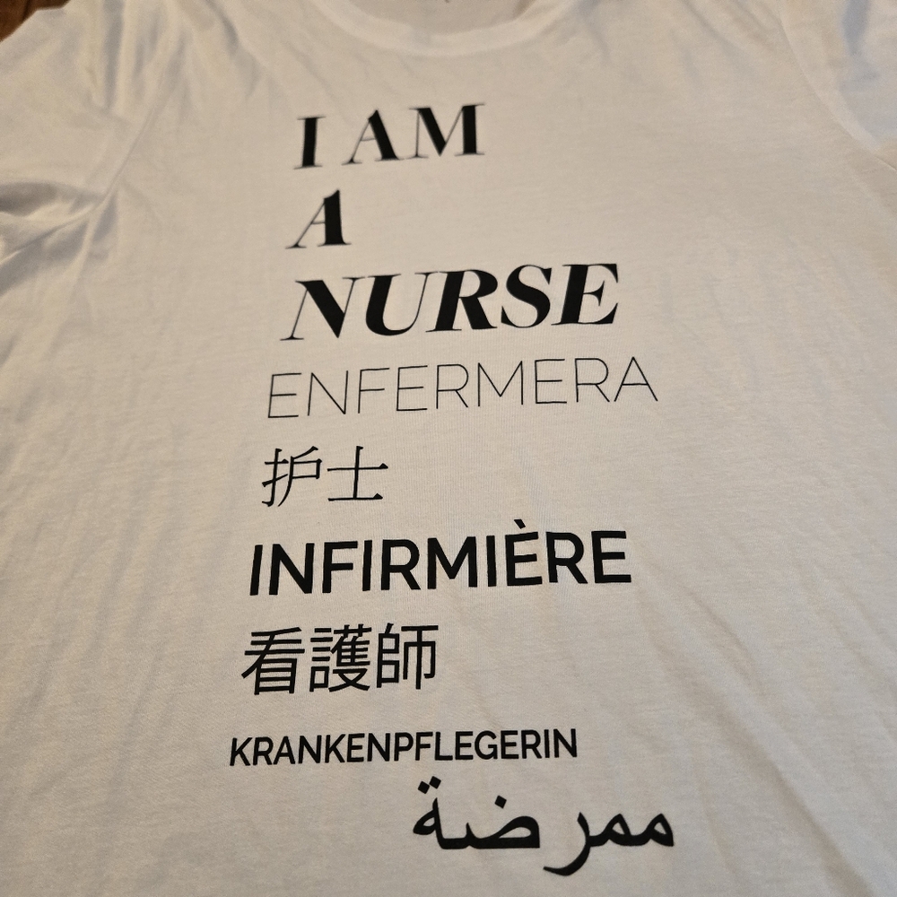 FIGS Multilingual Nurse White Tee, Size L Workwear Casual NWT - Picture 3 of 10